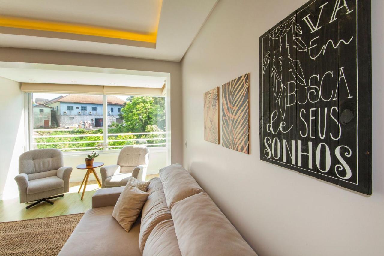 Апартаменты 500 Metros, Rua Coberta Centro -Parque Da Vinicola Грамаду Экстерьер фото