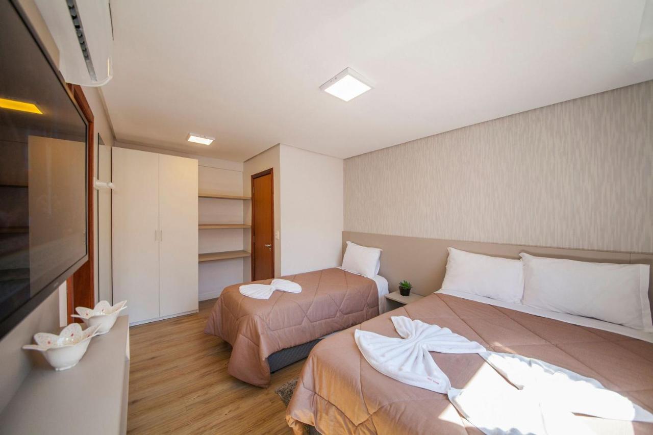 Апартаменты 500 Metros, Rua Coberta Centro -Parque Da Vinicola Грамаду Экстерьер фото